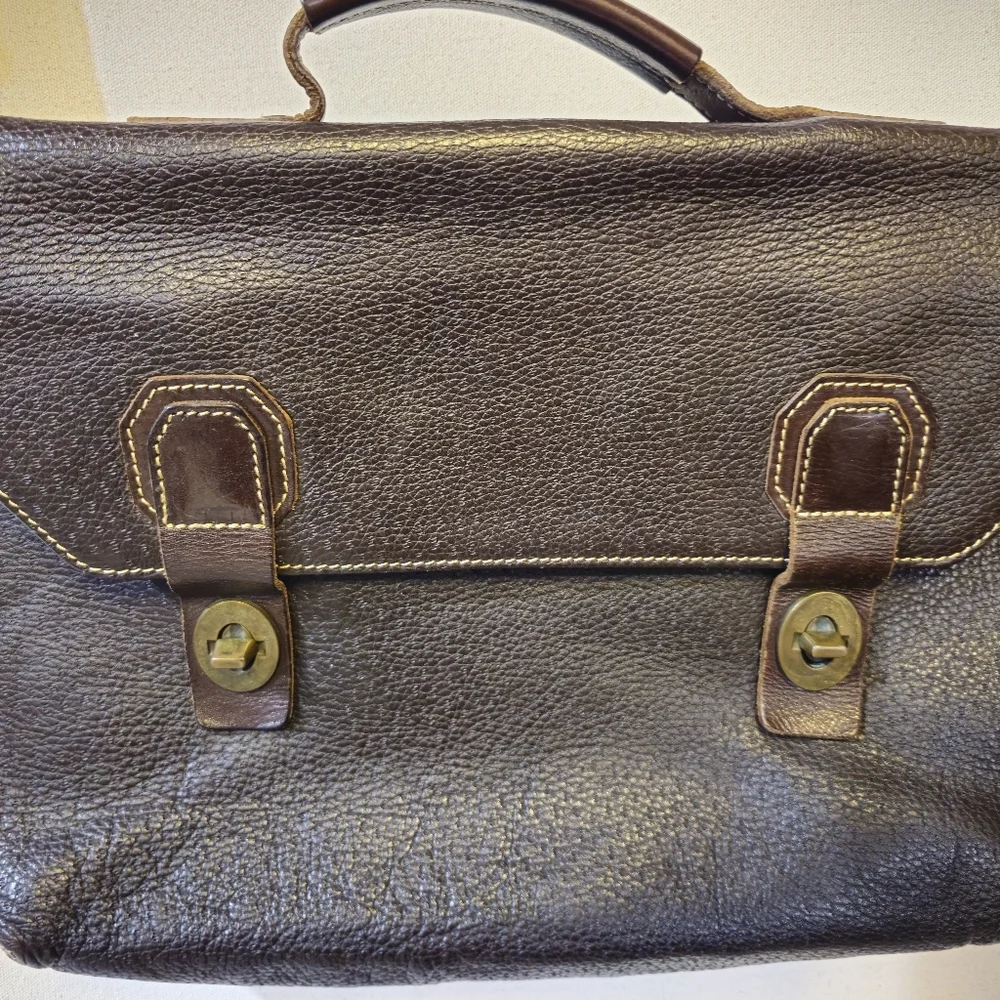 Classic Brown Leather Men's Messenger Bag